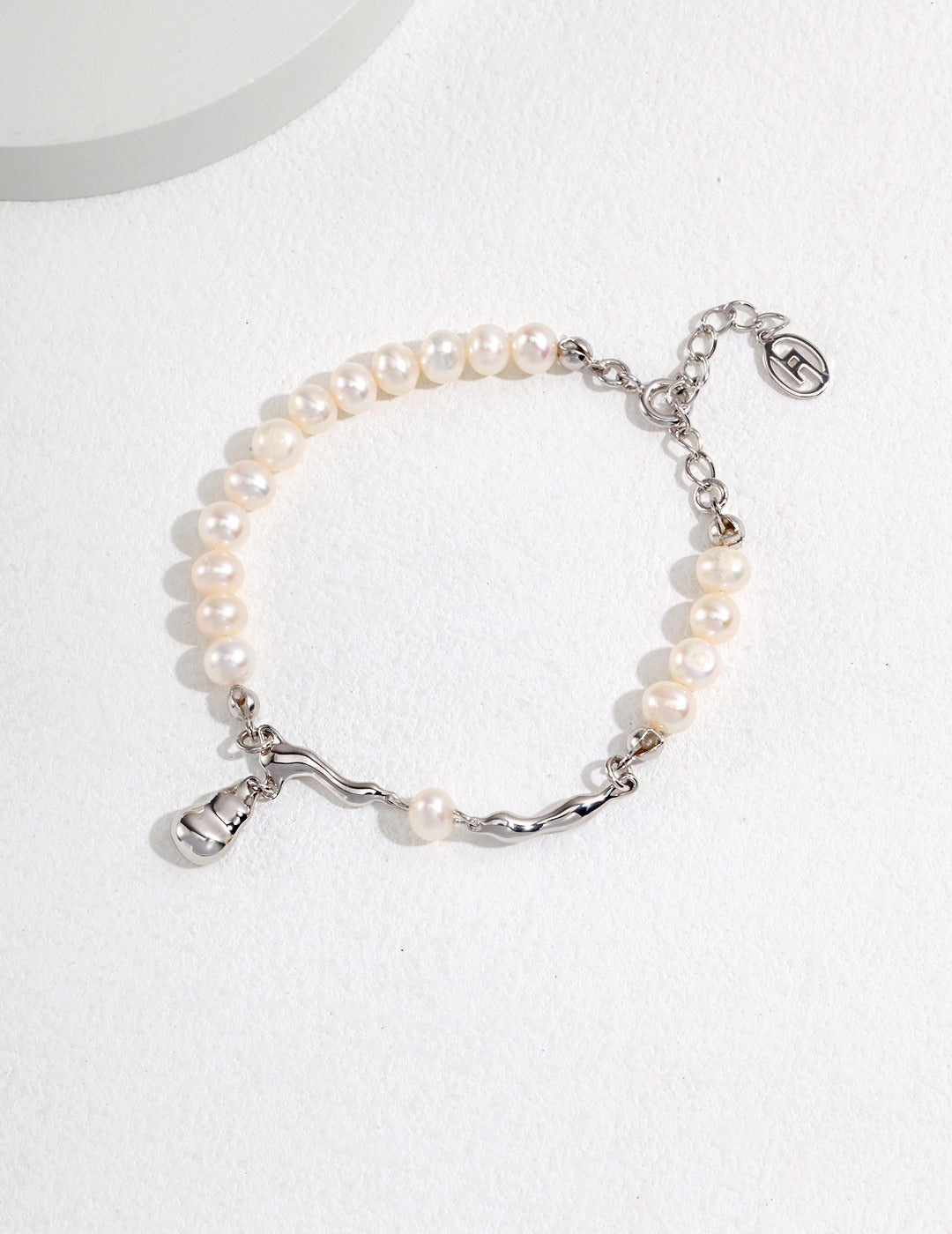 Baroque Pearl Elegance Bracelet