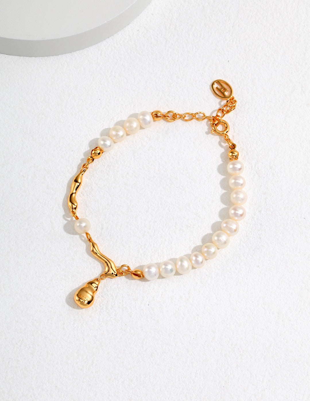 Baroque Pearl Elegance Bracelet