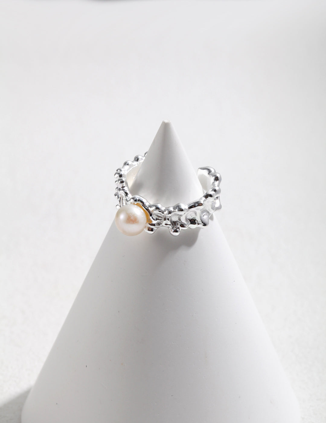 Ocean Wave Pearl Ring